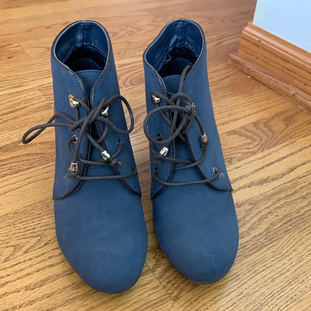 Blue suede lace up heeled ankle boots